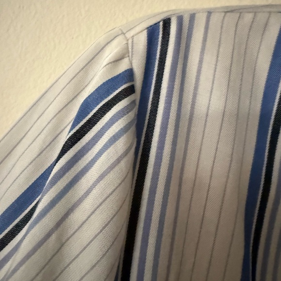 PAIGE Women’s White Dream Blue Striped Notch Lapel Collar Button-Up Shirt Size M - Picture 8 of 12